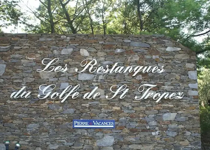 Apartment T2 Dans Les Restanques Du Golfe A