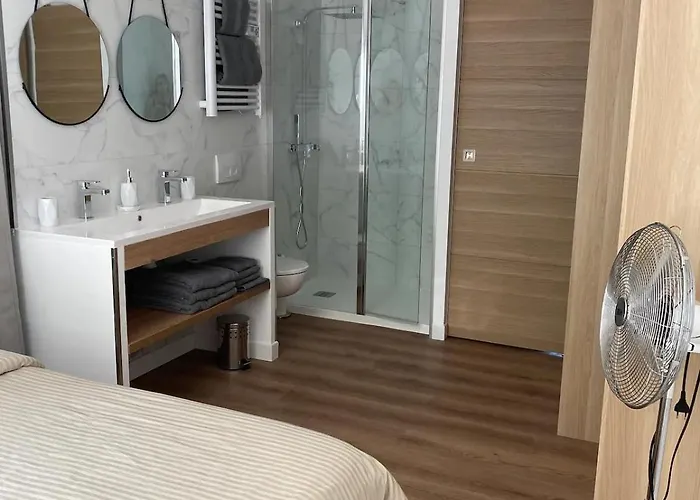 T2 Dans Les Restanques Du Golfe A * Grimaud